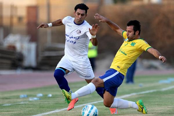 واکنش بازیکن مدنظر پرسپولیس و استقلال به پیشنهاداتش
