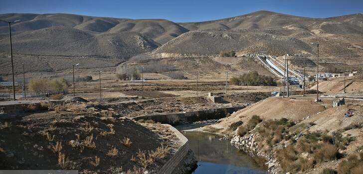 زاینده رود ازسرچشمه تادریاچه سد