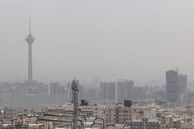 وضعیت هوای تهران همچنان «قرمز»/ تداوم حضور ریزگردها در پایتخت