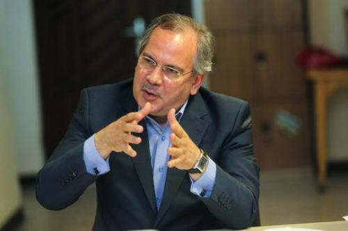  اقتصاد و سیاست، برای «طبقات فقیر» خیر، برای «طبقه متوسط» آری!