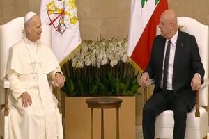 به جهان بگویید که لبنان تسلیم نخواهد شد