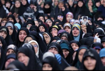 دیدار هزاران نفر از زنان و دختران با رهبر انقلاب