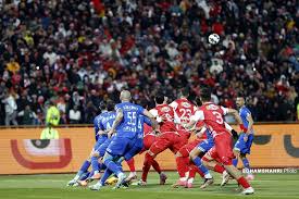  کری خوانی تحقیرآمیز پرسپولیس برای استقلالی‌ها! 