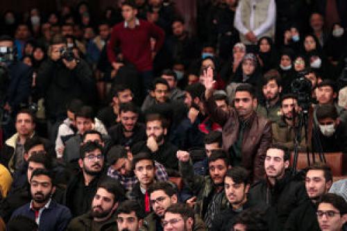 روز دانشجو نماد ایستادگی روز دانشجو نماد ایستادگی