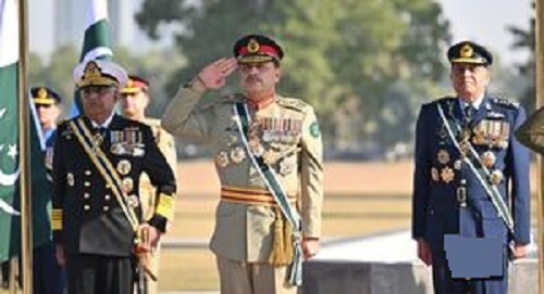 طالبان بین پاکستان و تروریست‌ها یکی را انتخاب کند