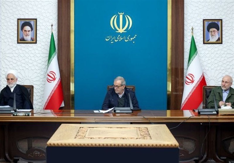 سخنان نسنجیده دولتمردان به انتظار تورمی دامن می‌زند