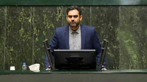 آقای ثابتی: وظیفه فرمانده هست که به بسیجی خط مقدمش سر بزند؟