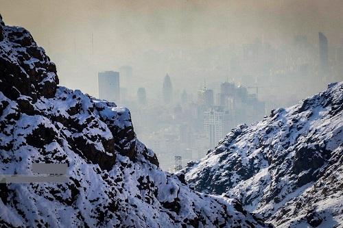 ارتفاعات تهران همچنان بارانی و برفی است؛ بازگشت آلودگی از دوشنبه