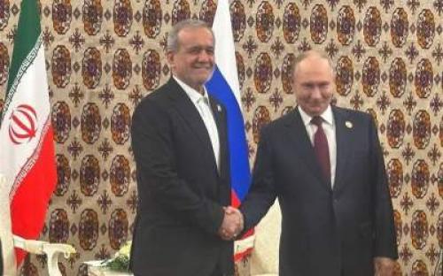 یاداشت‌برداری پزشکیان از صحبت‌هایی پوتین 