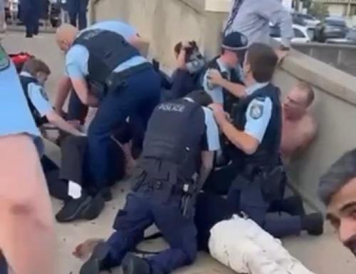 روایت شاهدان عینی درباره تیراندازی در  جشن یهودی در استرالیا