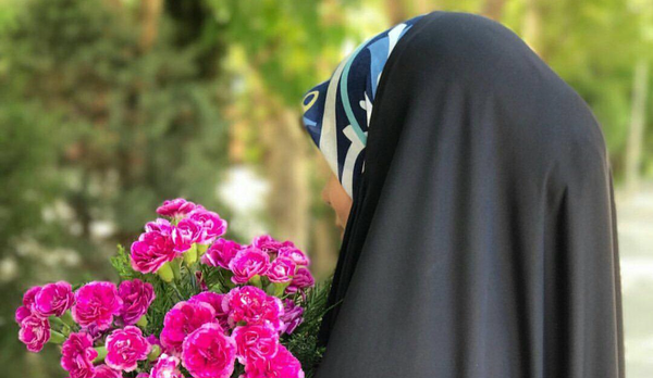 خدا کجا گفته زن‌ها باید حجاب داشته باشند