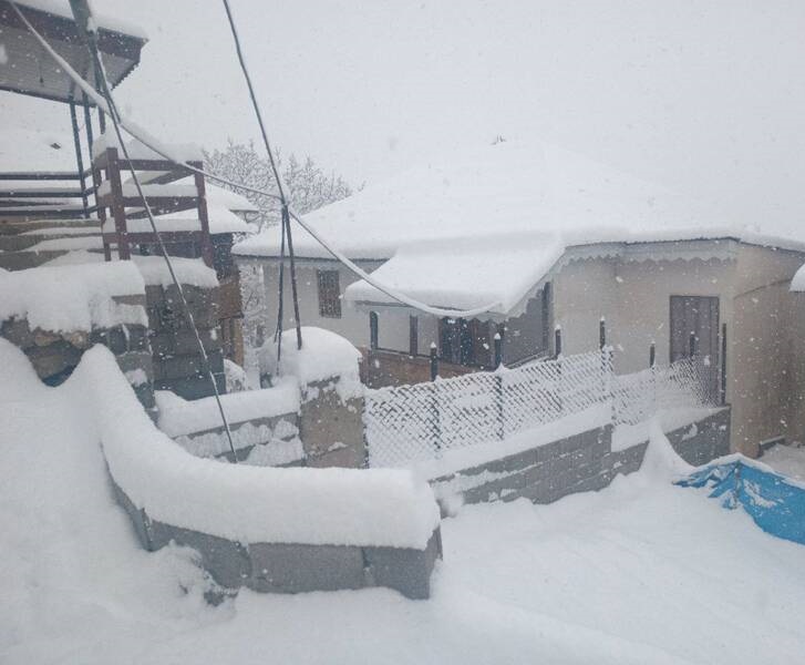 بارش برف درگیلان