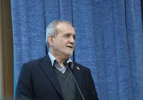  ایران ضعیف را نمی‌پذیریم/ هر کسی که ادعای حل فوری مشکلات را دارد با برنامه وارد میدان شود