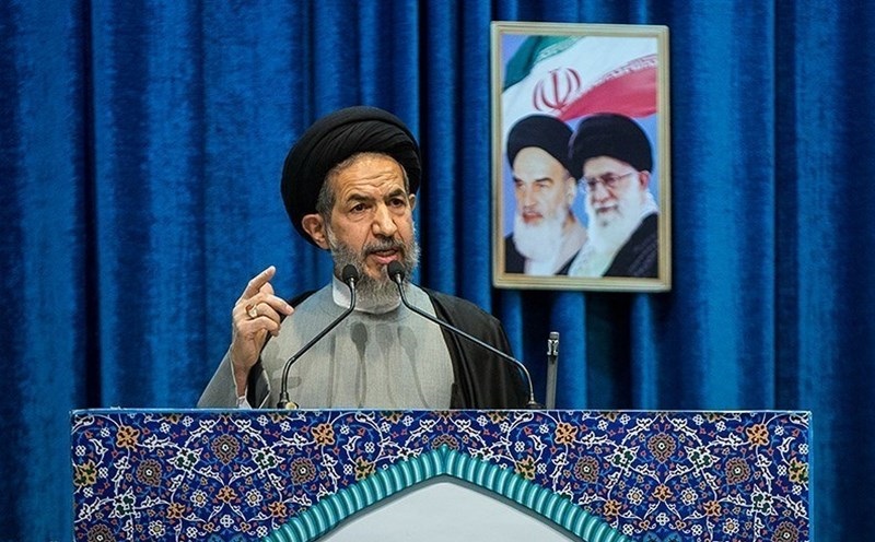حضور نخبگان در نظام حکمرانی تقویت شود