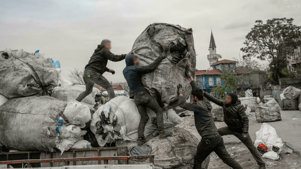 تجارت کثیف ۲۰۰ هزار میلیاردی با زباله‌ها