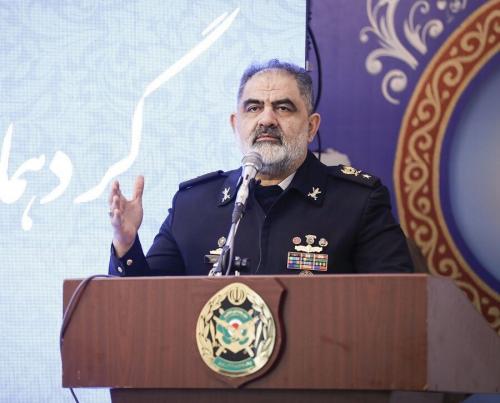 ناوگروه‌های ۱۰۳ و ۱۰۴ نیروی دریایی ارتش در مسیر آفریقای جنوبی هستند