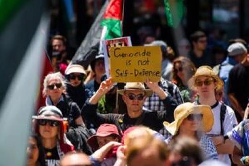  سرکوب در میانه شعارهای حقوق بشری غرب