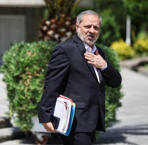  استفاده ۳.۵ میلیون دانش‌آموز از پلتفرم شاد در تعطیلات/ شیر در مدارس ۳۰ استان توزیع می‌شود