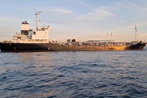 توقیف کشتی حامل ۴ میلیون لیتر سوخت قاچاق در خلیج فارس +فیلم