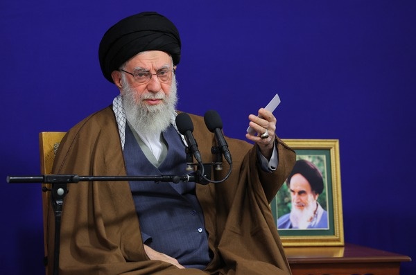  آیت‌الله میلانی یکی از ارکان نهضت اسلامی بود/ نامه ایشان در حمایت از امام (ره) یک سند تاریخی است +صوت و فیلم