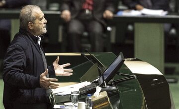 دولت می‌تواند اگر نارفیقان بگذ‌ارند