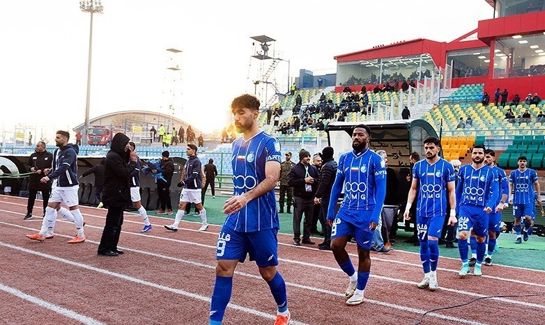 پنجره نقل‌وانتقالاتی استقلال رسماً بسته شد