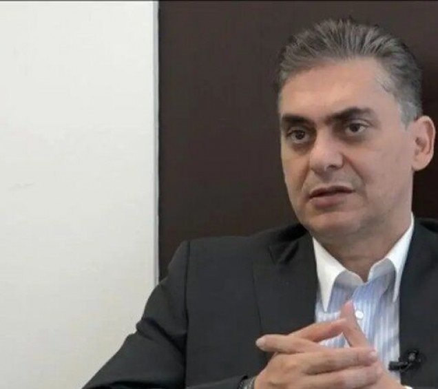 لاهوتی: چرا دلار و طلا در ایران صعودی شد؟