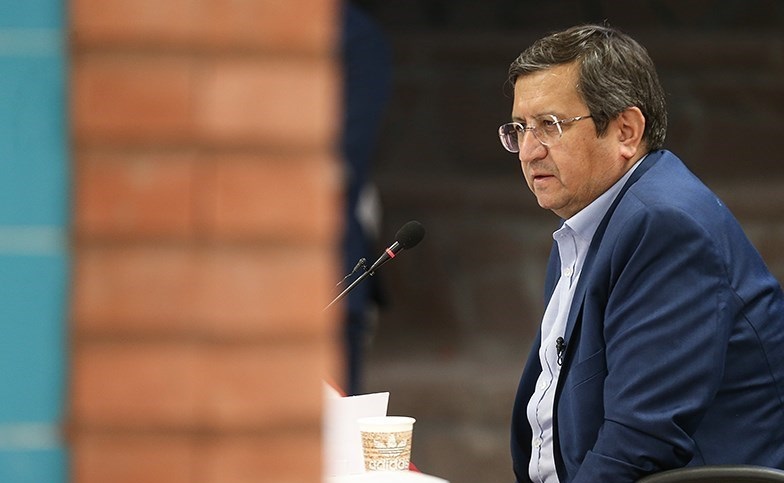 همتی: به مردم قول می‌دهم بازار ارز به ثبات برسد 