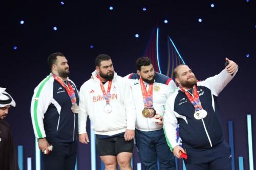 بازگشت هرکول ایرانی با دست پر