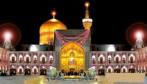 حرم امام رضا(ع) غرق در نور ولادت امام جواد(ع)