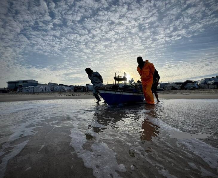 بازگشت صیادان غزه به دریا