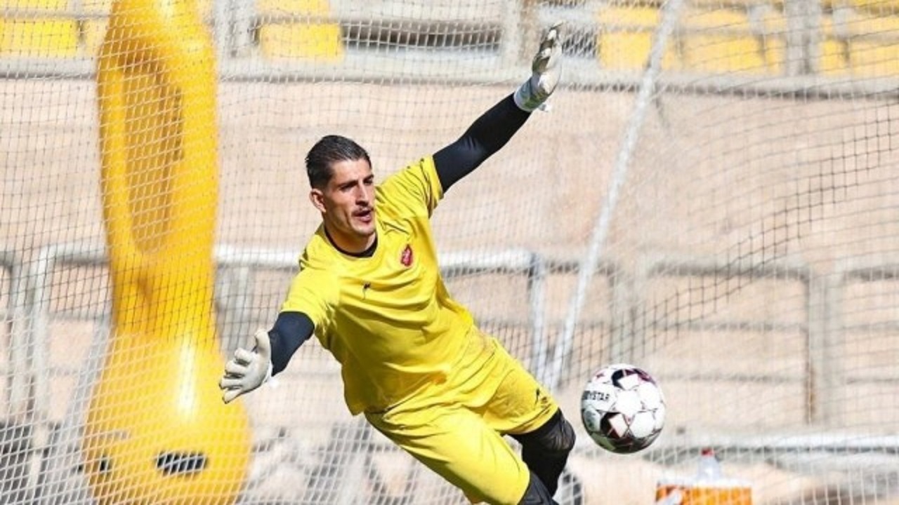  تمدید قرارداد با دروازه بان جوان 