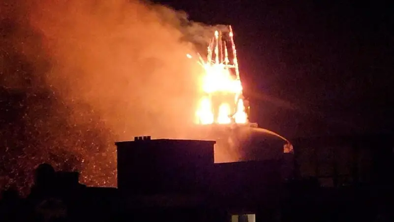 آتش‌سوزی در کلیسای تاریخی آمستردام در شب سال نو