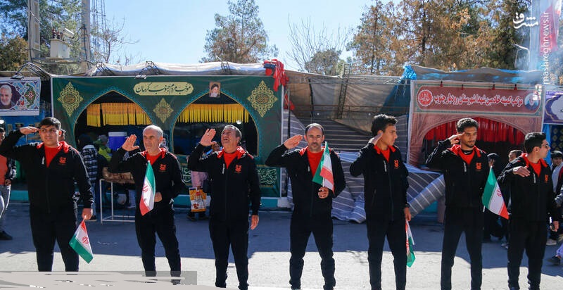 کرمان و گلزار شهدای این شهر