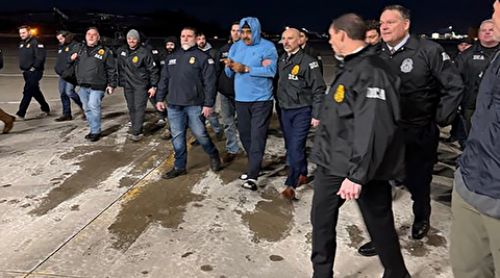 مادورو در اداره مواد مخدر آمریکا: سال نو مبارک! /فیلم