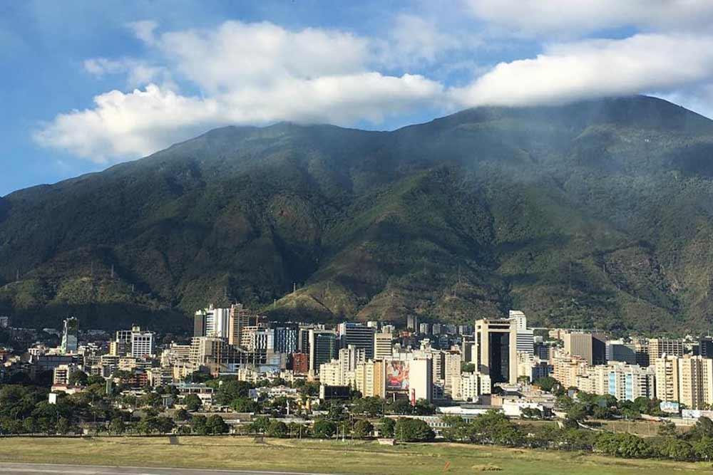  فضای ترس و نگرانی بر کاراکاس حاکم شد /فیلم