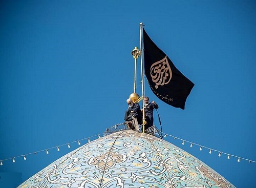 عکس/ آیین تعویض پرچم و سیاه‌پوشان حرم شاهچراغ(ع)
