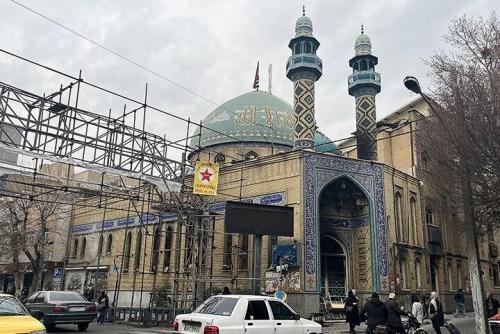  آتش زدن مسجد ابوذر تهران توسط اغتشاشگران / عکس
