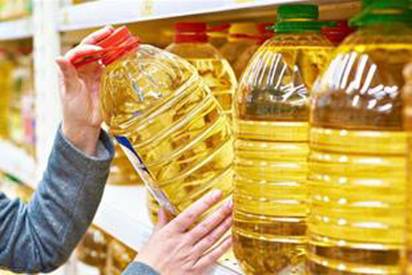 قفسه‌ فروشگاه‌ها پر از روغن شد