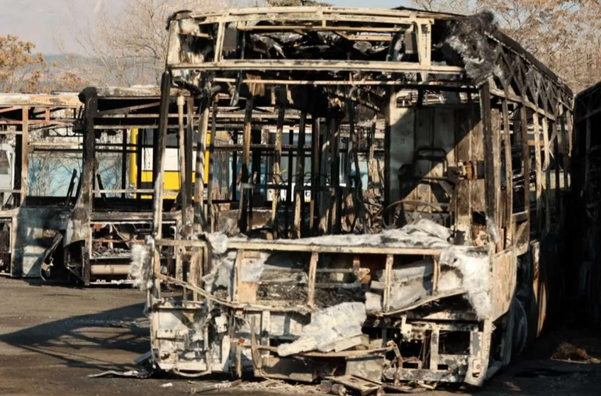 خسارات وارده به اتوبوس‌های تهران / عکس