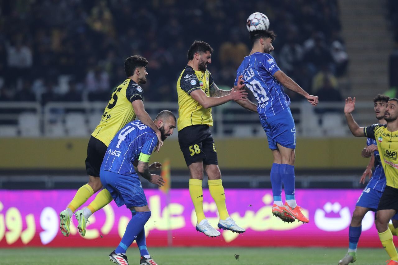  استقلال ۴۰۰ میلیون جریمه شد، سپاهان ۵ میلیون