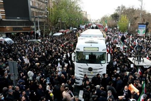 مداحی نریمان پناهی در مراسم تشییع شهدای مقاومت / فیلم