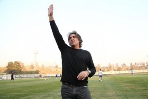 ساپینتو در مسیر فرودگاه از ترک ایران منصرف شد