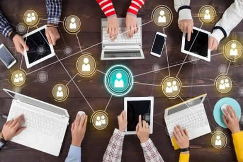 نقش پلتفرم‌های خارجی در آشوب اخیر؛ با سکوهای قانون‌مند مذاکره کنیم