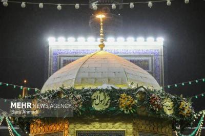 شب عید مبعث در حرم امام رضا(ع)