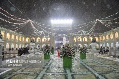 شب عید مبعث در حرم امام رضا(ع)