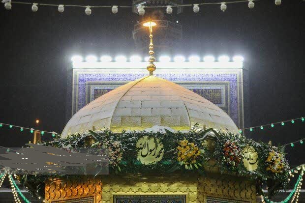 شب عید مبعث در حرم امام رضا(ع)