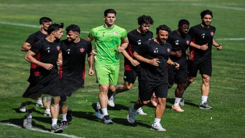 غایبان پرسپولیس برابر فجر شهید سپاسی