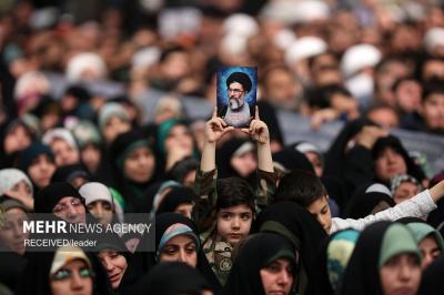 دیدار هزاران نفر از قشرهای مختلف مردم با رهبر انقلاب