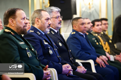 نمایش تصاویرجنایات آشوبگران برای نظامیان خارجی